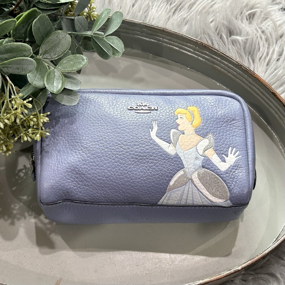 COACH x DISNEY Princess - CINDERELLA Small Box Cosmetic Bag Read**